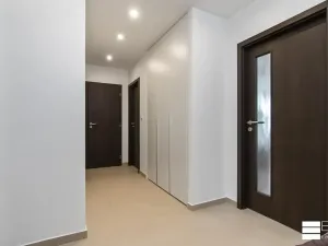 Pronájem bytu 3+kk, Neratovice, nám. Republiky, 78 m2