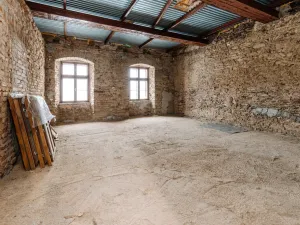 Prodej bytu 1+kk, Jáchymov, náměstí Republiky, 38 m2