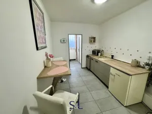 Pronájem obchodního prostoru, Liberec, Valdštejnská, 58 m2