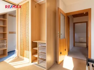 Pronájem rodinného domu, Praha - Újezd nad Lesy, Na Božkovně, 110 m2