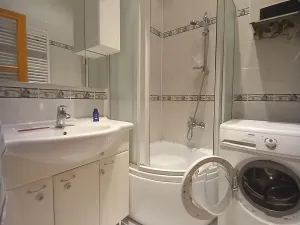 Pronájem bytu 2+kk, Praha - Holešovice, Letohradská, 48 m2