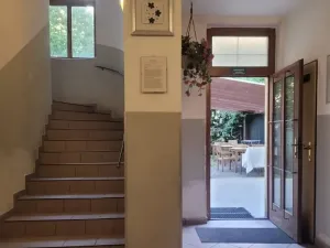 Pronájem bytu 2+kk, Praha, U Santošky, 50 m2