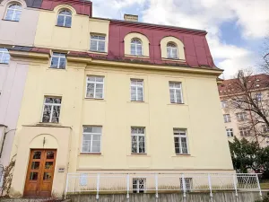 Pronájem bytu 5+1, Praha - Bubeneč, Štursova, 149 m2