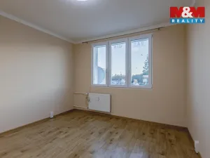 Prodej bytu 1+1, Klatovy - Klatovy III, Pod Hůrkou, 37 m2
