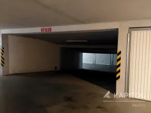 Pronájem garáže, Plzeň, Kralovická, 16 m2