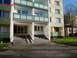 Pronájem bytu 3+1, Praha - Střížkov, Česákova, 66 m2