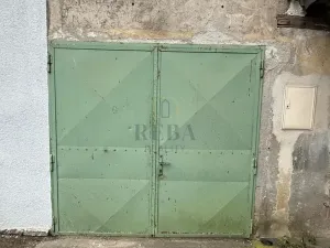 Prodej bytu 2+1, Karlovy Vary, Závodní, 39 m2