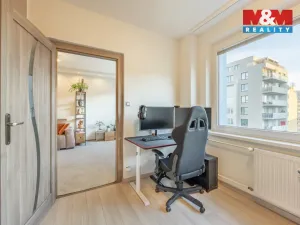 Prodej bytu 3+1, Praha - Letňany, Křivoklátská, 66 m2