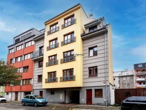 Prodej bytu 4+kk, České Budějovice - České Budějovice 3, Skuherského, 99 m2