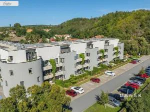 Prodej bytu 3+kk, Oslavany, náměstí 13. prosince, 76 m2