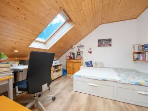 Prodej rodinného domu, Sulice, Rovná, 185 m2