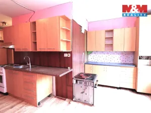 Prodej bytu 3+1, Toužim, Plzeňská, 67 m2