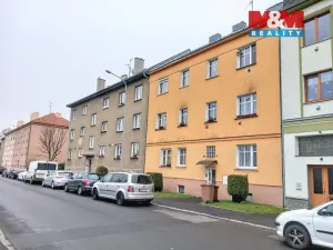 Pronájem bytu 2+1, Karlovy Vary - Dvory, 1. máje, 28 m2