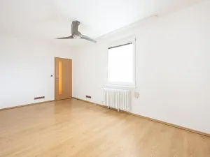 Pronájem bytu 3+1, Praha - Modřany, K Vystrkovu, 80 m2