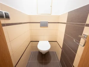 Pronájem bytu 3+1, Praha - Modřany, K Vystrkovu, 80 m2