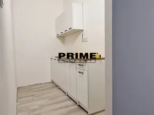 Pronájem kanceláře, Praha - Nové Město, Opletalova, 91 m2