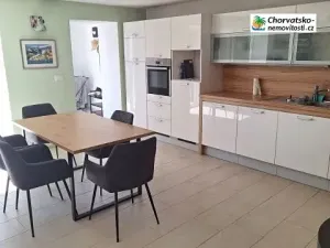 Pronájem vily, Labin, Chorvatsko, 140 m2