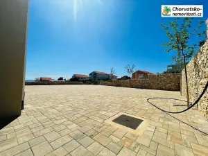 Prodej bytu 3+1, Novalja, Chorvatsko, 76 m2