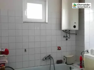 Prodej bytu 3+1, Senj, Chorvatsko, Lipica, 62 m2