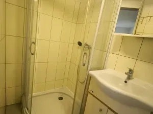 Pronájem bytu 1+kk, Děčín, Teplická, 19 m2