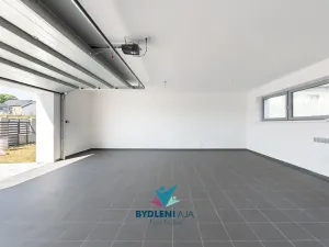 Prodej rodinného domu, Dubí, V Aleji, 206 m2