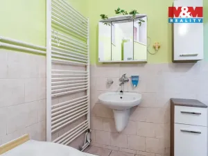 Prodej činžovního domu, Mimoň, nám. 1. máje, 120 m2