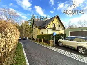 Pronájem bytu 4+kk, Liberec, Stroupežnického, 111 m2