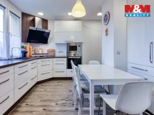 Prodej bytu 2+1, Klatovy - Klatovy III, Pod Hůrkou, 54 m2