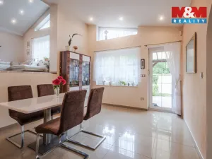 Prodej rodinného domu, Týnec nad Labem - Vinařice, 300 m2