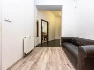 Pronájem obchodního prostoru, Praha - Žižkov, Husitská, 135 m2