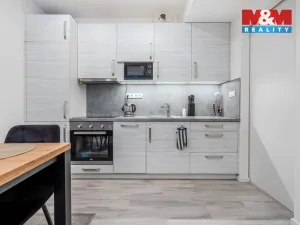 Prodej bytu 2+kk, Mratín, Kostelecká, 51 m2