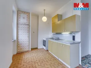 Prodej bytu 3+1, Sytno, 70 m2