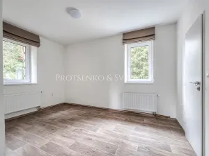 Prodej apartmánu, Prosečné, 349 m2