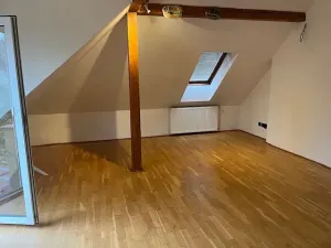 Pronájem rodinného domu, Praha - Lipence, Jiříčkova, 160 m2