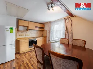 Prodej rodinného domu, Bečov nad Teplou, Nádražní, 298 m2