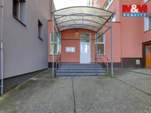 Prodej bytu 1+1, Plzeň - Skvrňany, 47 m2