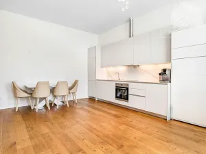 Prodej bytu 3+kk, Praha - Smíchov, Grafická, 69 m2