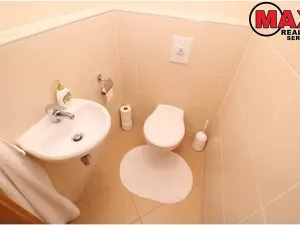 Pronájem bytu 2+kk, Praha - Hrdlořezy, V třešňovce, 61 m2