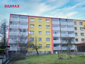 Prodej bytu 3+1, Karviná, tř. Těreškovové, 75 m2