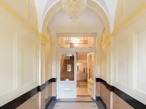 Prodej bytu 1+kk, Praha, Korunní, 24 m2