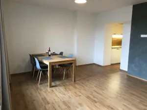 Pronájem bytu 2+kk, Praha - Záběhlice, Nad Chaloupkami, 62 m2