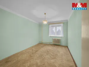 Prodej bytu 3+1, Čerčany, Družstevní, 58 m2