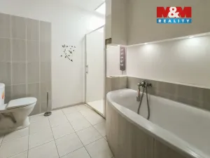 Prodej rodinného domu, Mokrovraty, 375 m2