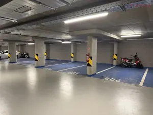 Pronájem garážového stání, Praha - Modřany, Mezi vodami, 16 m2