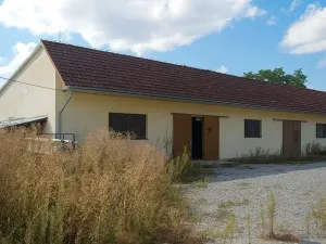 Dražba výrobních prostor, Městec Králové, Palackého, 1826 m2