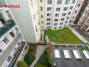 Pronájem bytu 3+1, Praha - Holešovice, Umělecká, 93 m2