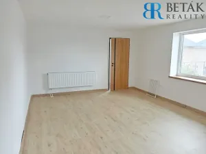 Prodej činžovního domu, Radslavice, Na Návsi, 670 m2