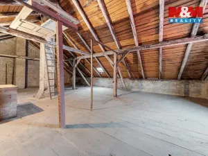 Prodej rodinného domu, Ústí nad Labem - Krásné Březno, Svádovská, 200 m2