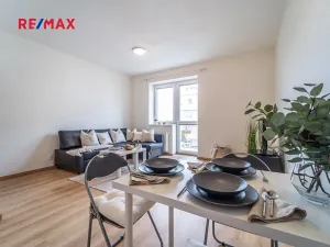 Pronájem bytu 2+kk, Brno, Listnatá, 45 m2