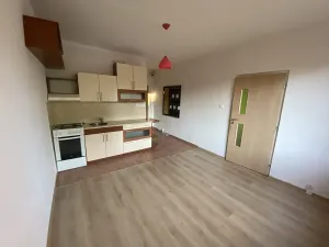 Pronájem bytu 2+kk, Jablonec nad Nisou, Lužická, 37 m2